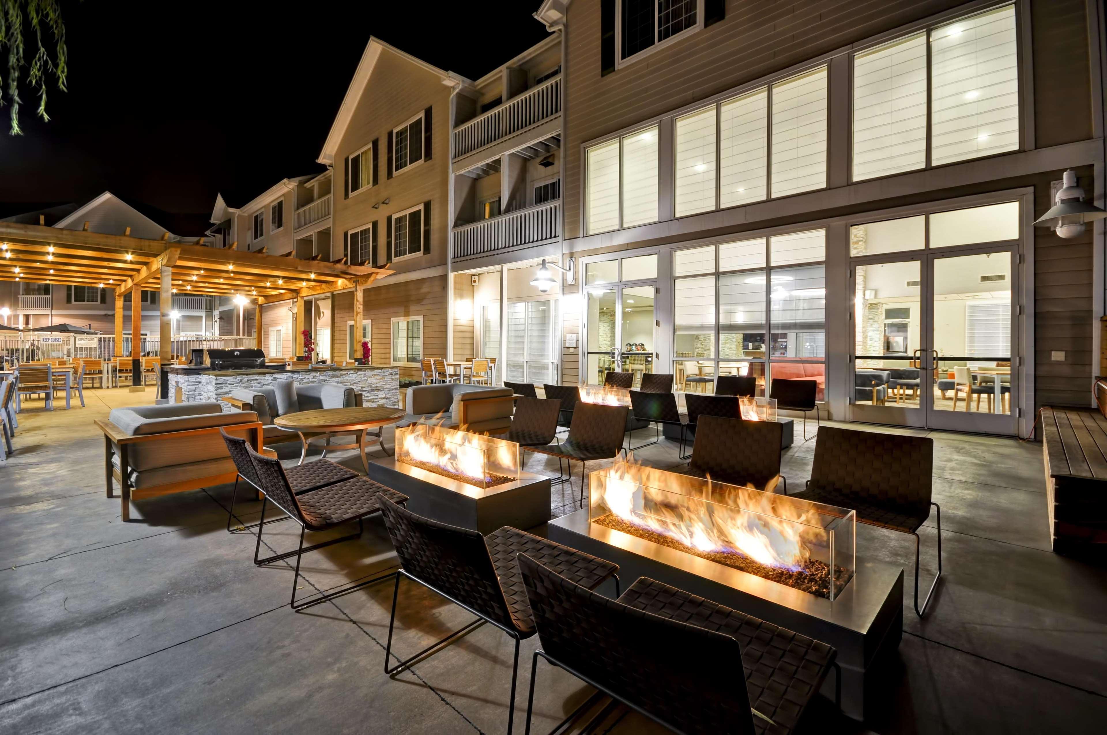 Best Western Bandera Suites & Saloon Exterior photo