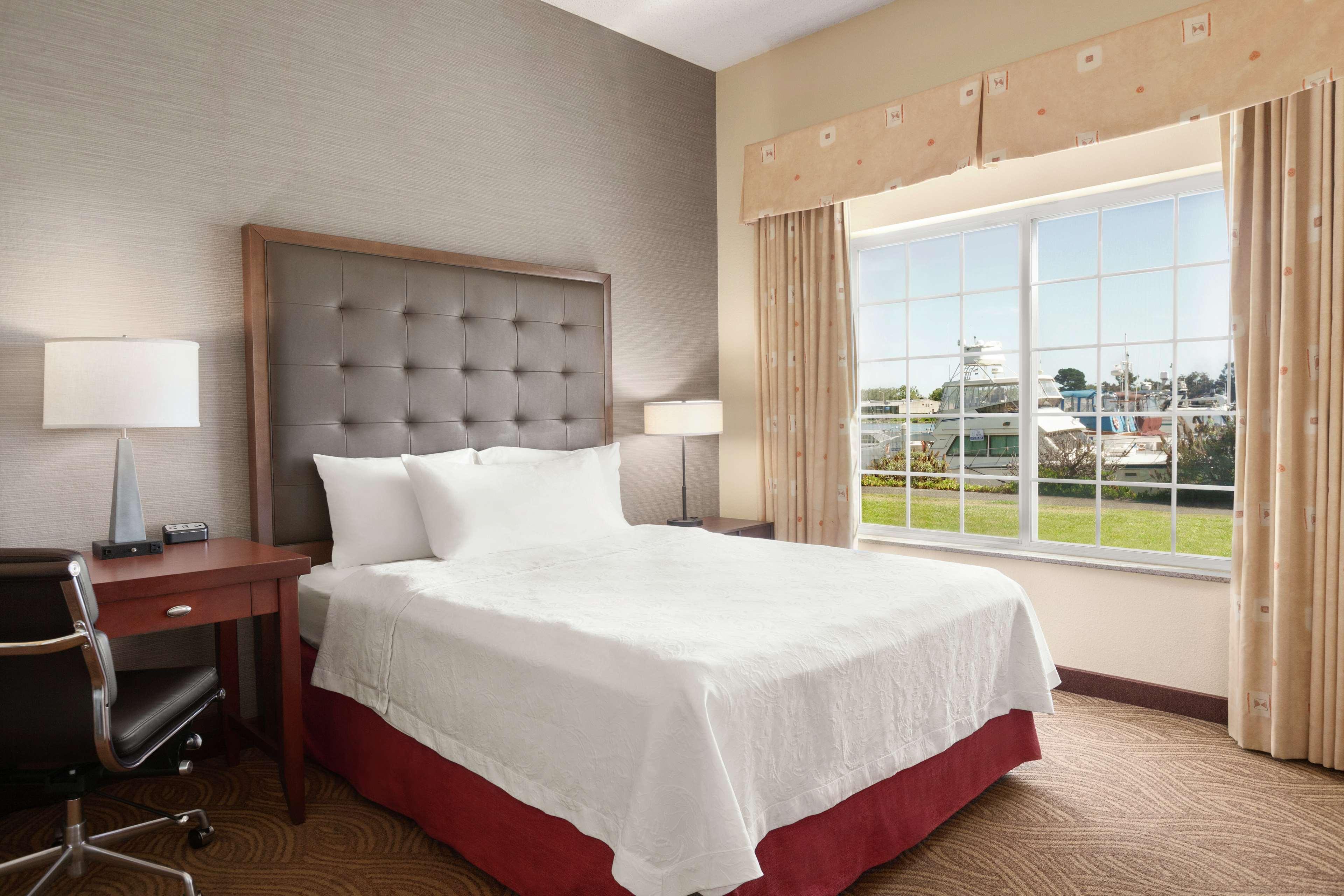 Best Western Bandera Suites & Saloon Exterior photo
