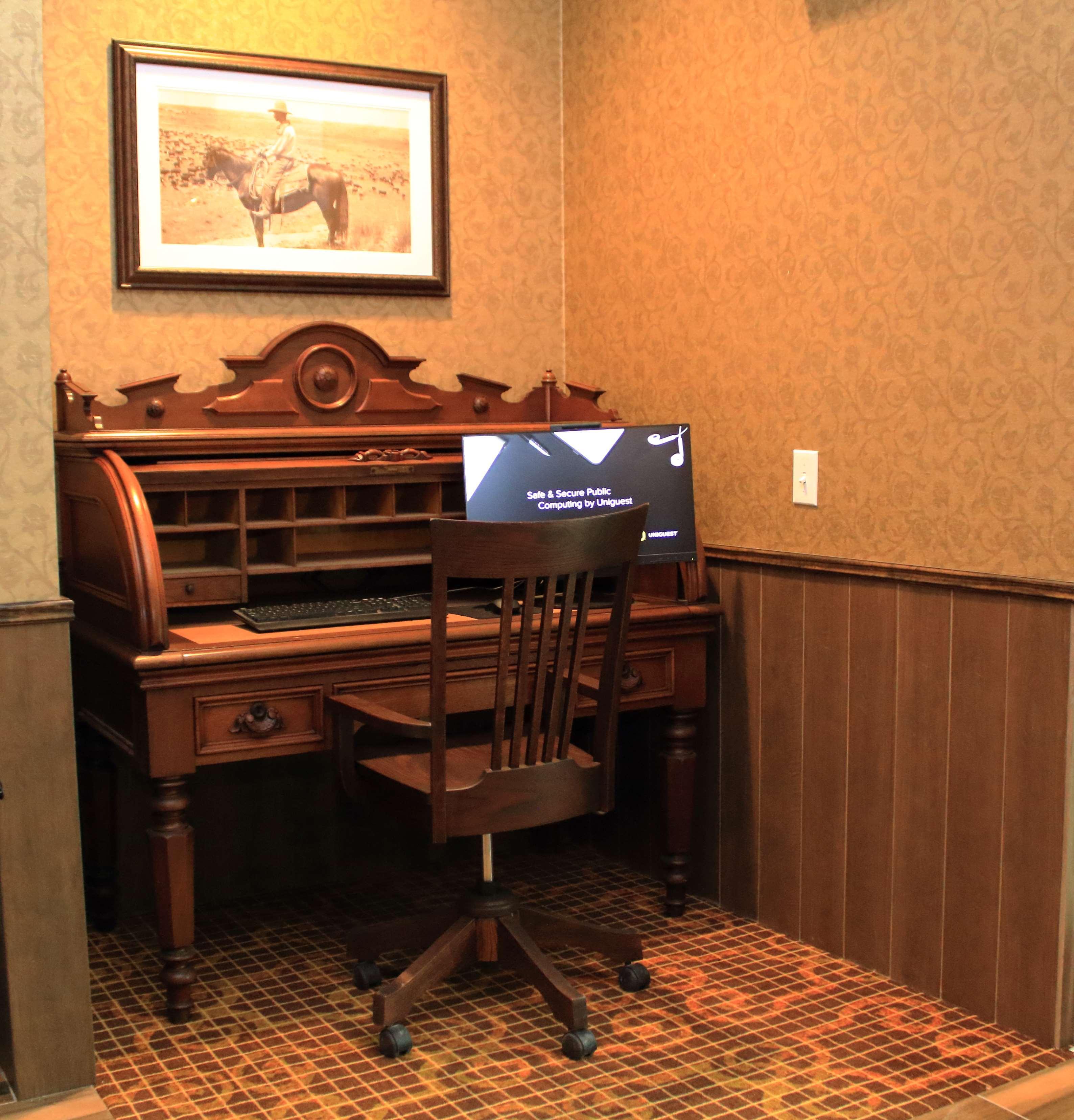 Best Western Bandera Suites & Saloon Exterior photo