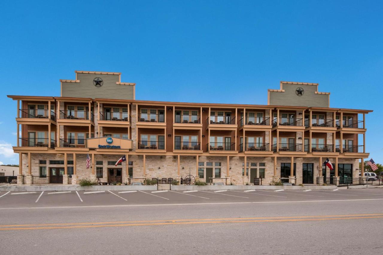 Best Western Bandera Suites & Saloon Exterior photo
